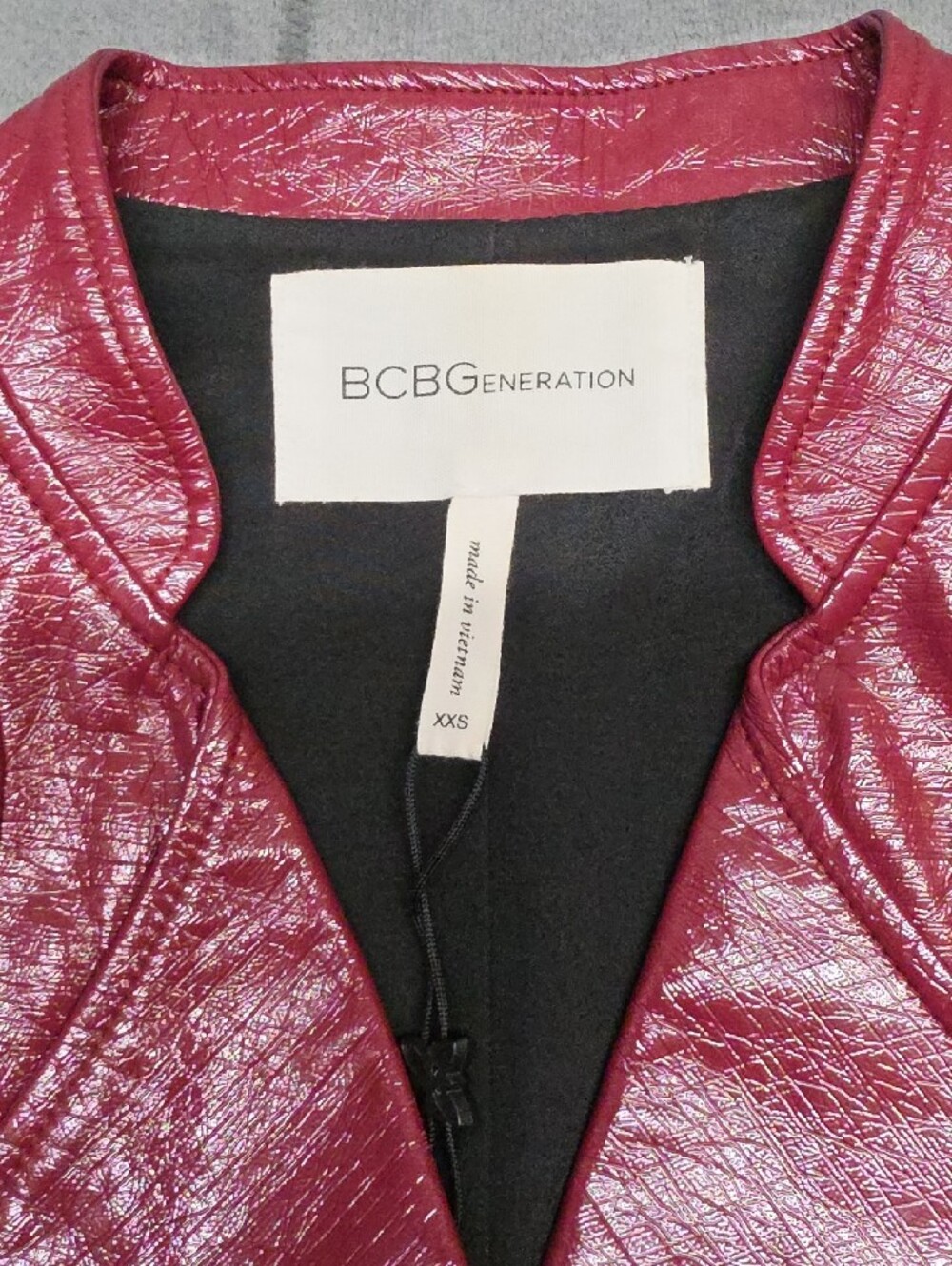 BCBGeneration XXS Glossy Burgundy Vegan Leather Bomber Jacket with Striped Cuffs - Picture 2 of 9